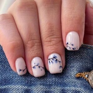 🔥3/$21 Dainty floral design Press on nails